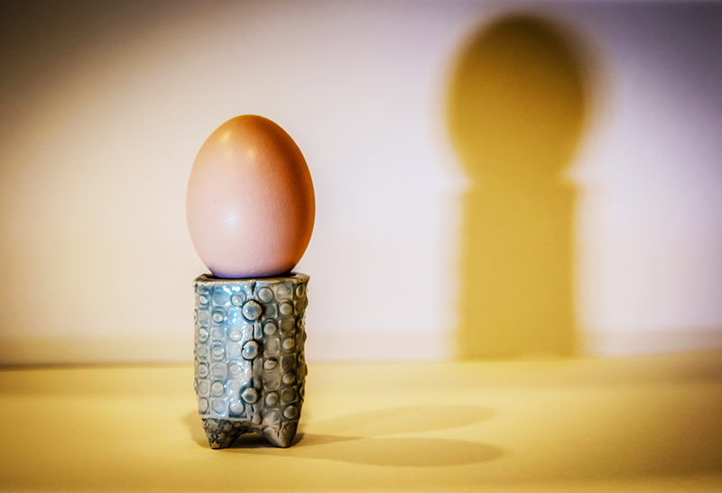 eggsssstand